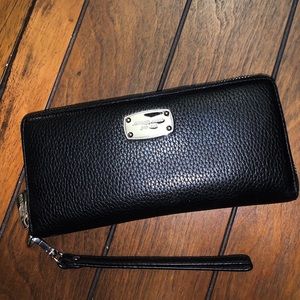 Michael Kors Continental Wristlet Wallet NWOT
